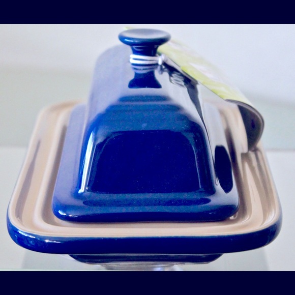LE CREUSET BLUE BUTTER DISH 17-26 1/4 LB COVERED STONEWARE NEW - Picture 2 of 7